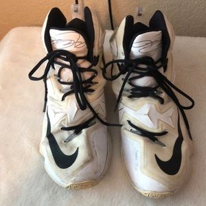 Nike Lebron James 23 tennis shoes p2398